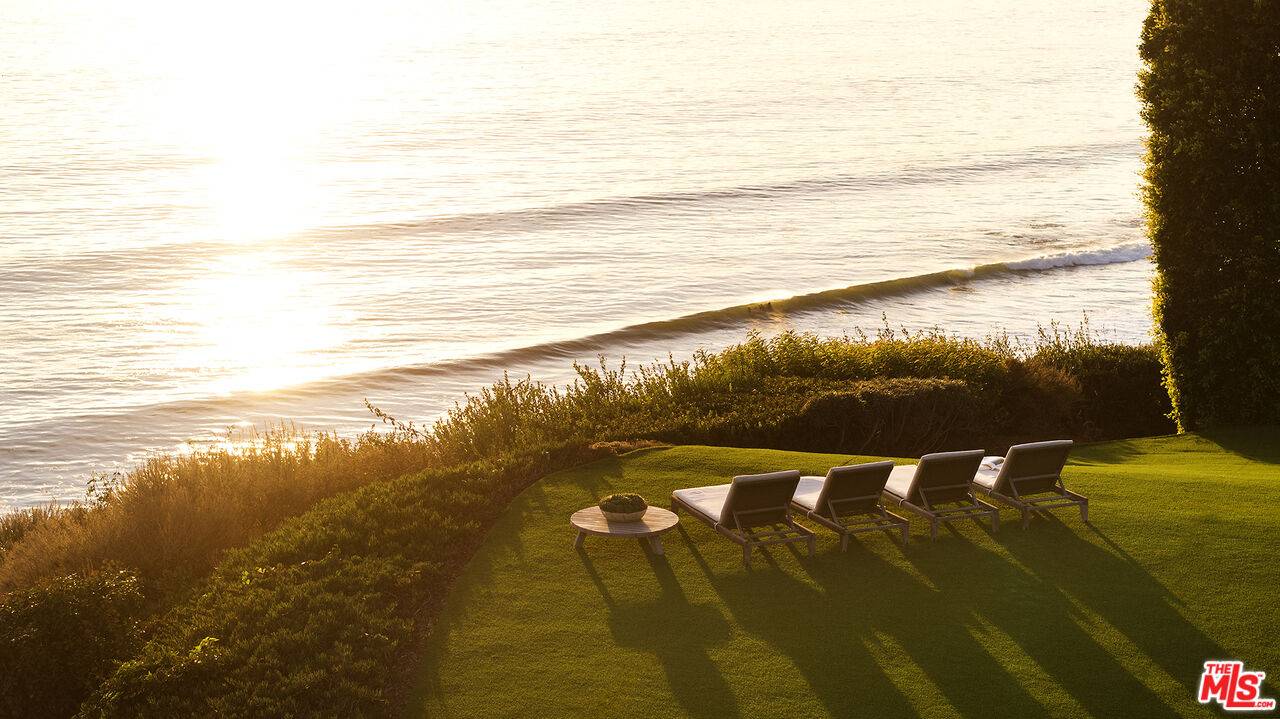 Santa Barbara, CA 93110,4295 Marina Dr