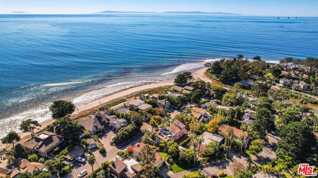 Carpinteria, CA 93013,8105 Buena Fortuna St
