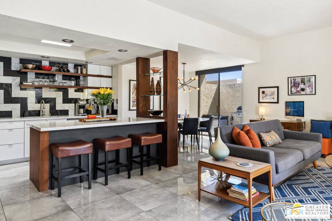 Palm Springs, CA 92262,427 N Calle Rolph