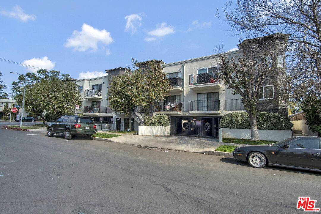 Canoga Park, CA 91303,7550 Jordan Ave