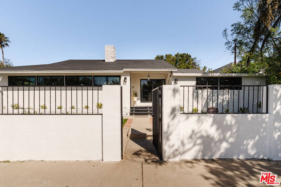 Sherman Oaks, CA 91423,4800 Mary Ellen Ave