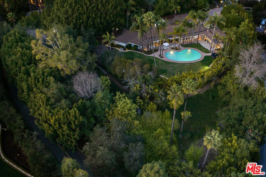 Los Angeles, CA 90077,235 St Pierre Rd