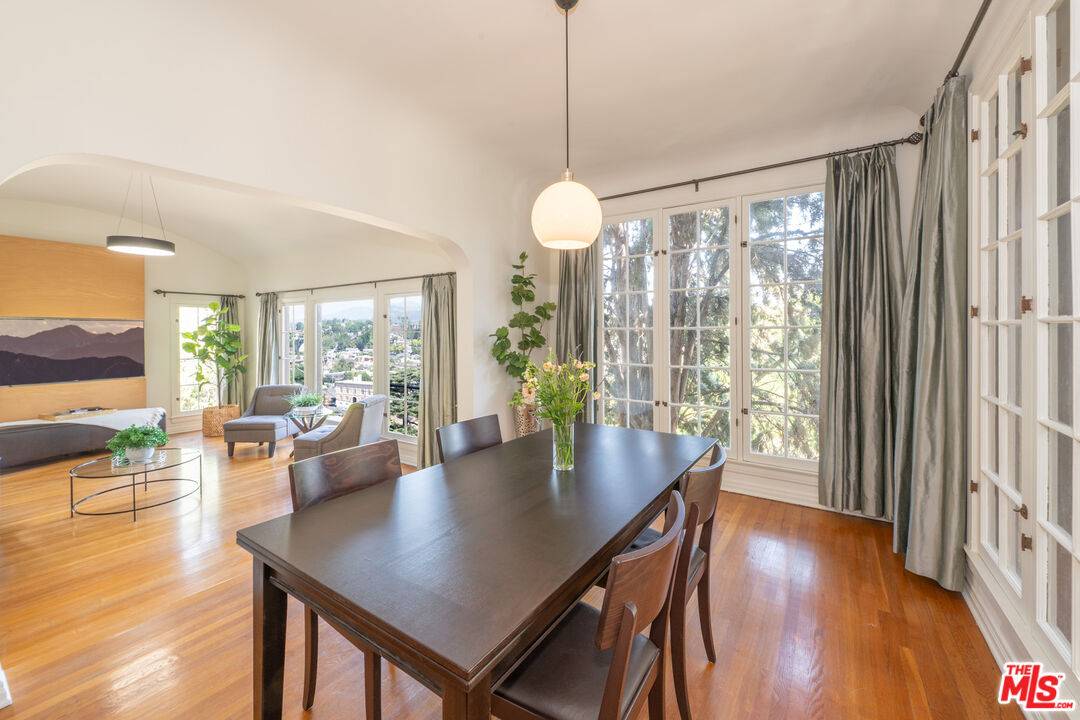 Los Angeles, CA 90042,263 Lamont Dr