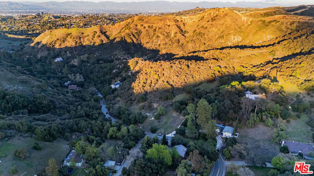 Topanga, CA 90290,3320 Old Topanga Canyon Rd