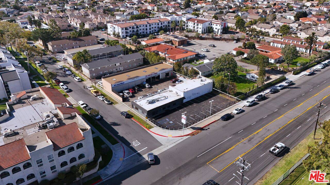 Midway City, CA 92655,7852 Bolsa Ave