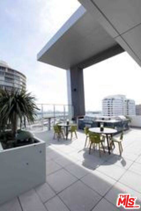 Long Beach, CA 90802,707 E Ocean Blvd #0715