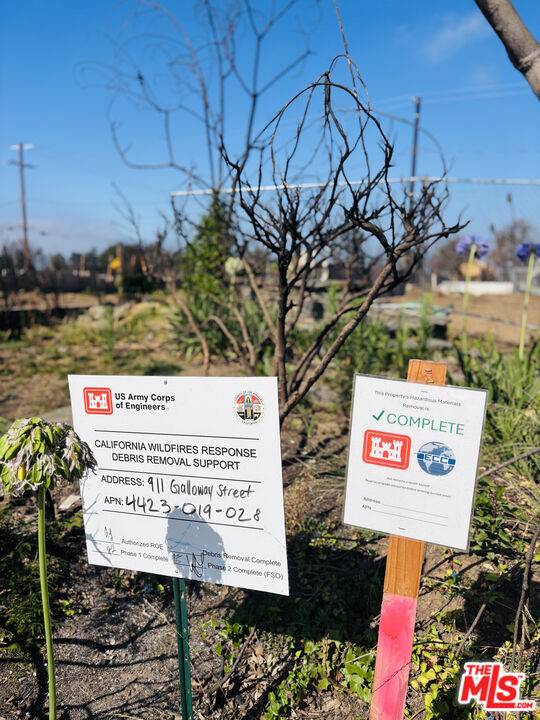 Pacific Palisades, CA 90272,911 Galloway St