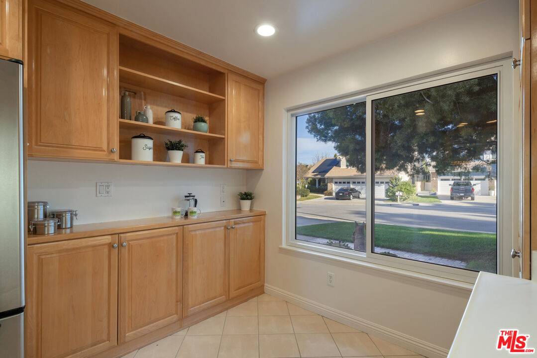 Valencia, CA 91354,23808 Lanesboro Pl