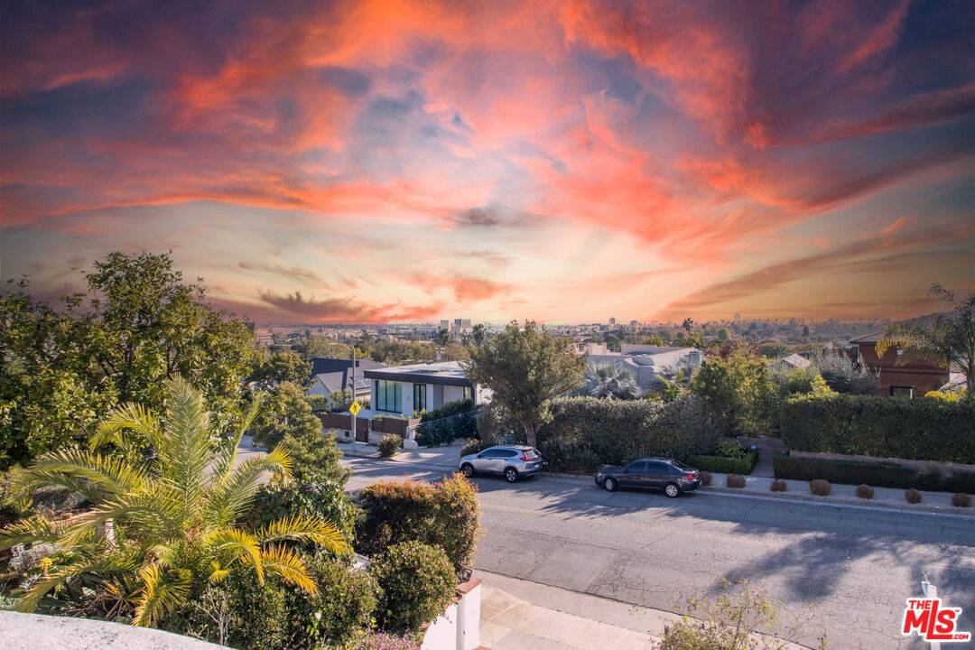 Santa Monica, CA 90403,905 Berkeley St