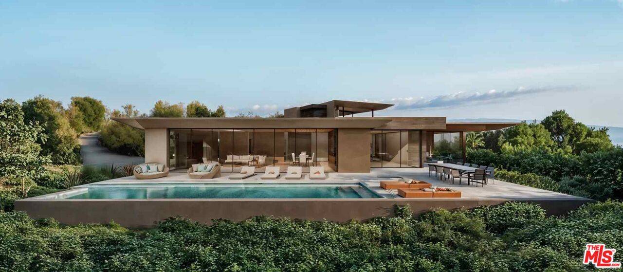 Los Angeles, CA 90046,7305 Pyramid Pl