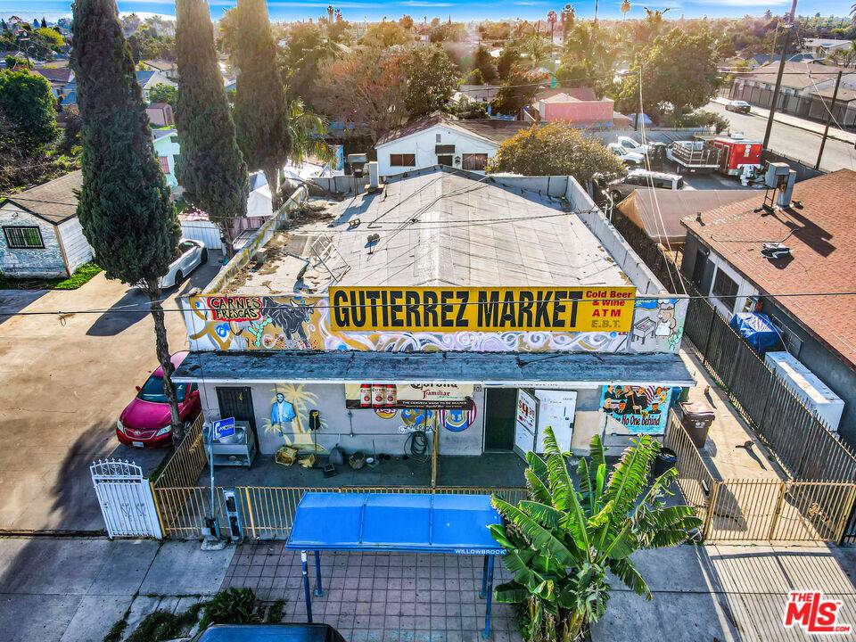 Compton, CA 90222,1701 N Willowbrook Ave