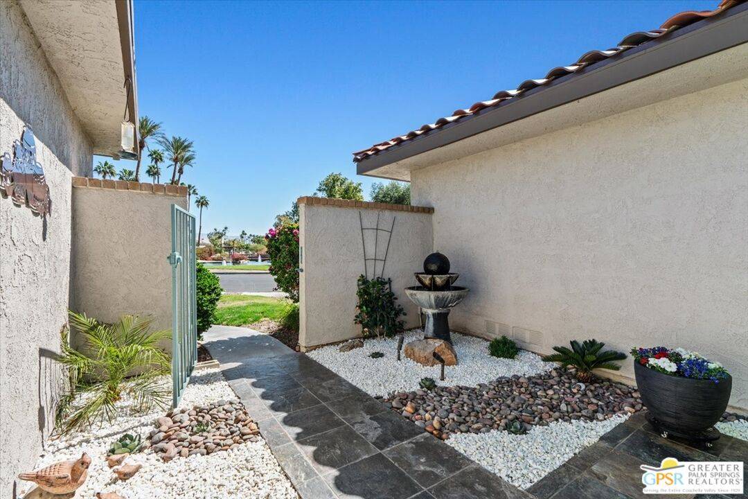 Palm Springs, CA 92262,1219 Via Tenis