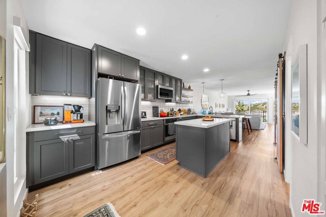 Carlsbad, CA 92009,7559 Gibraltar St #7