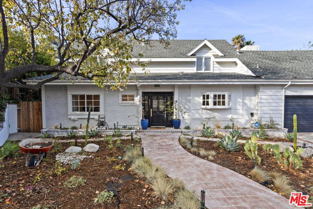 Woodland Hills, CA 91364,4815 Adele Ct