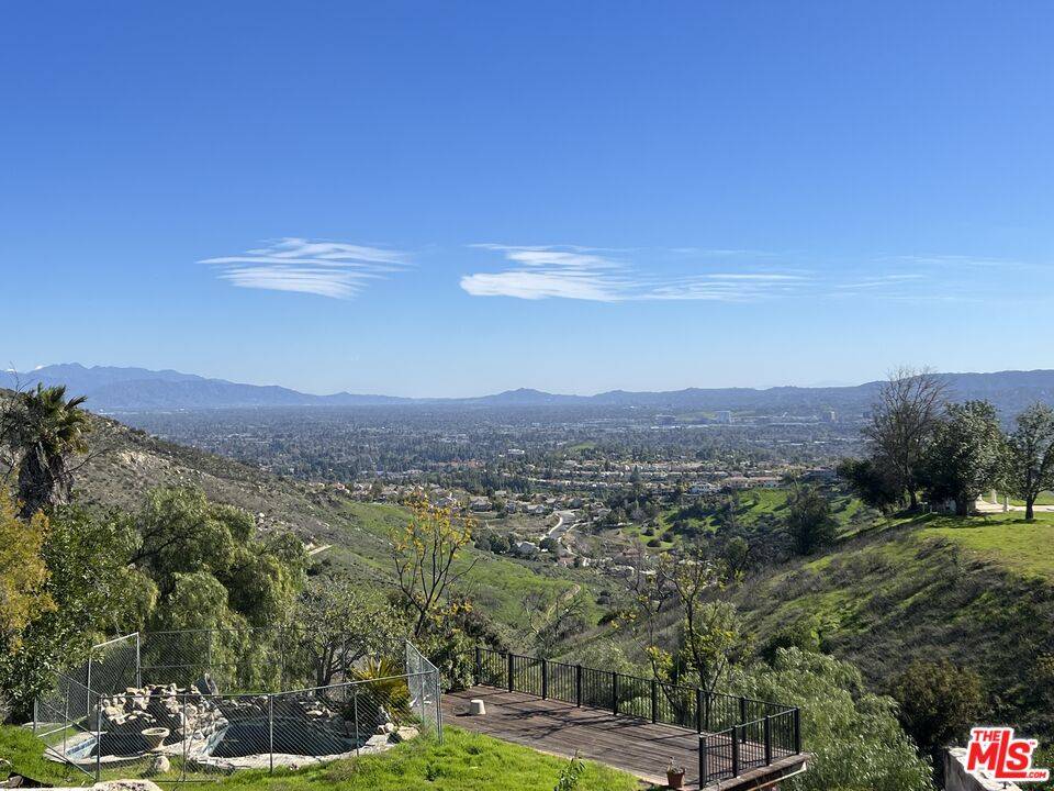 Bell Canyon, CA 91307,150 Dapplegray Rd