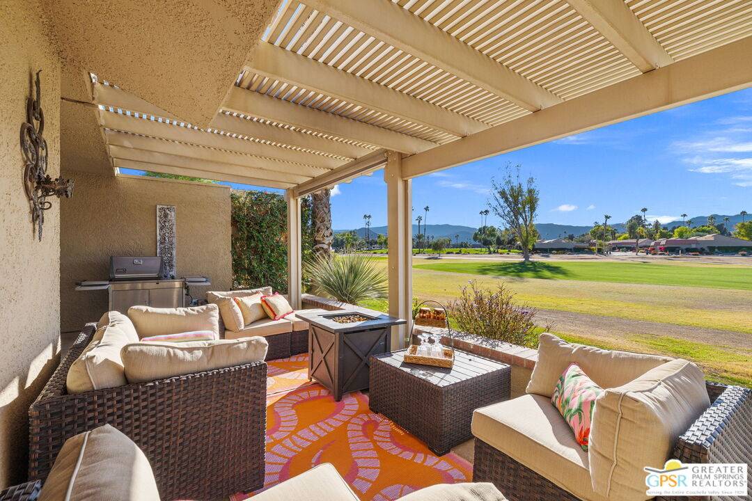 Palm Desert, CA 92211,40667 W La Costa Cir