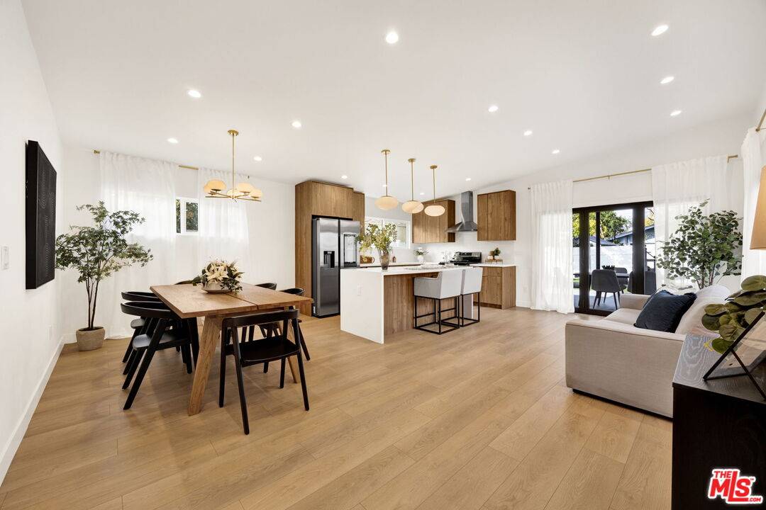 San Gabriel, CA 91775,6019 N Vista St