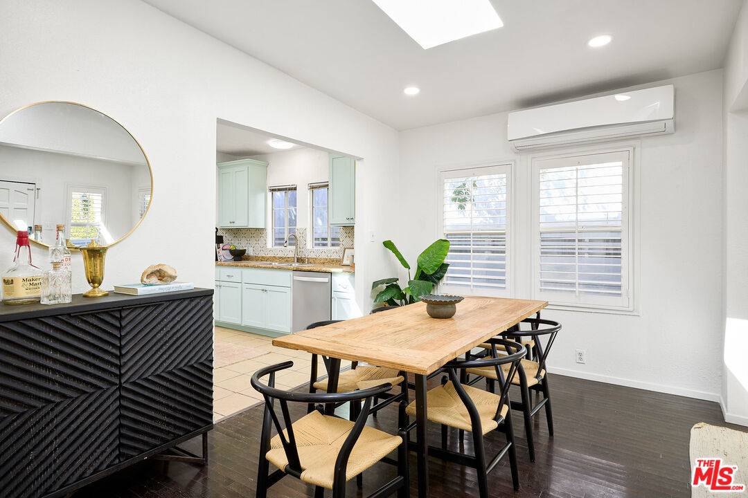Venice, CA 90291,905 5th Ave