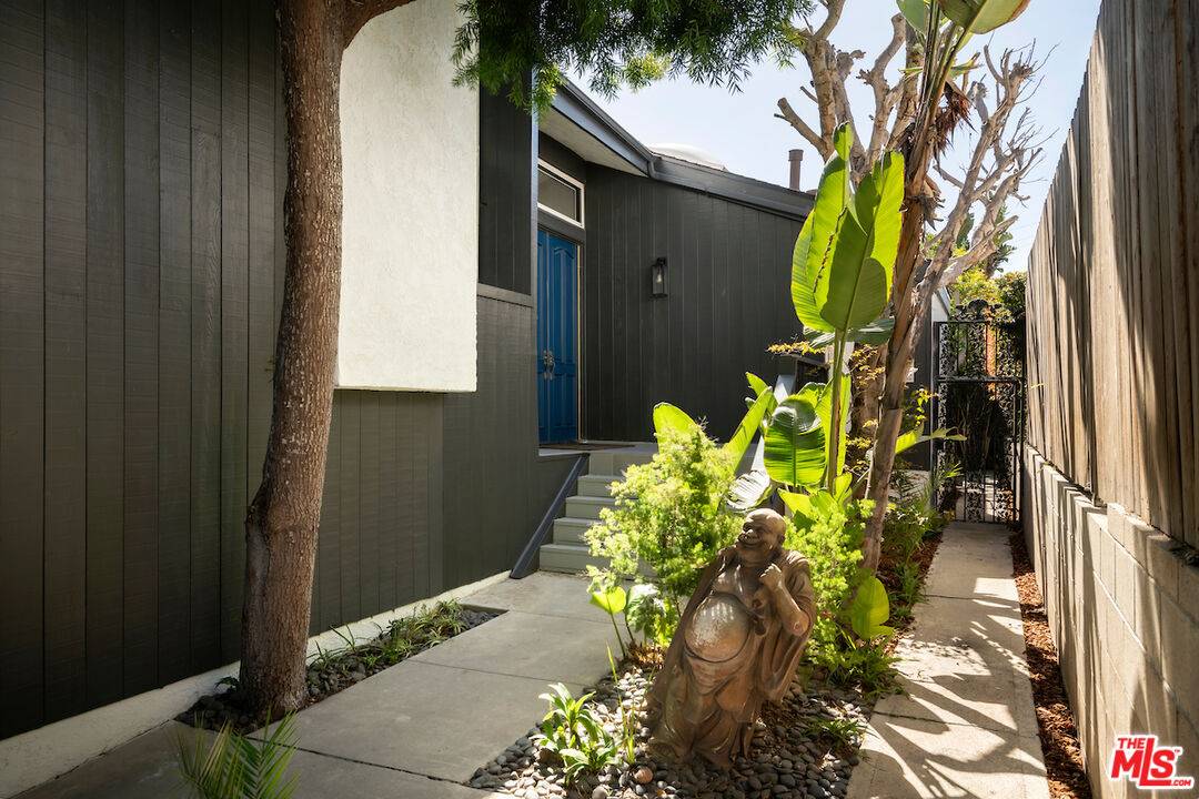 Playa Del Rey, CA 90293,418 Talbert St