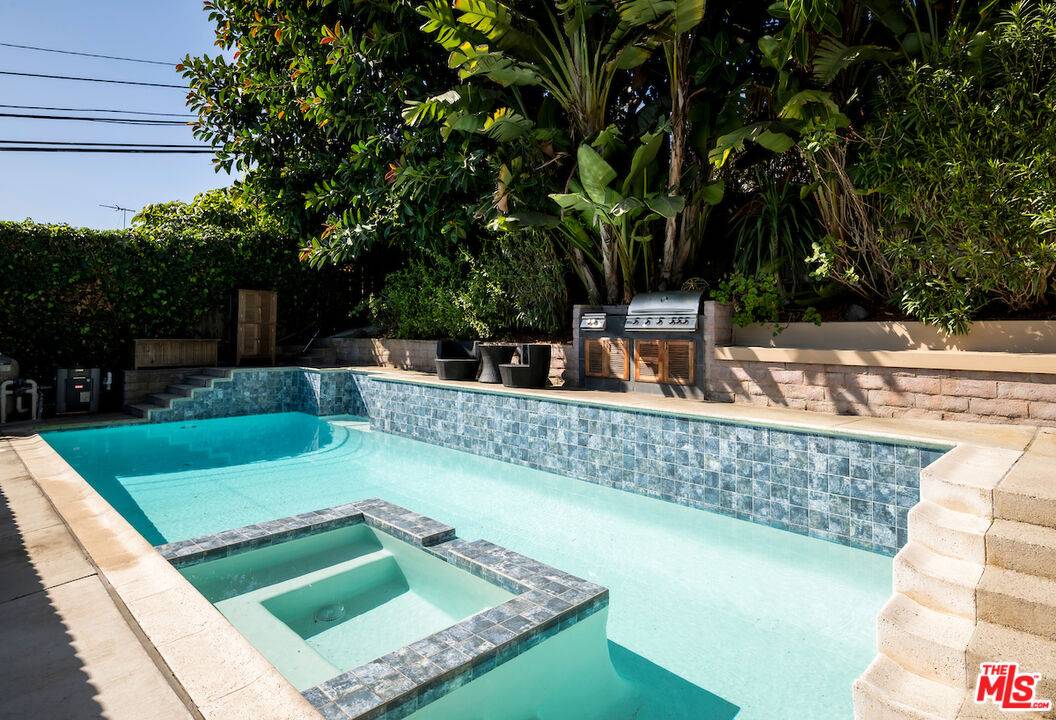 Playa Del Rey, CA 90293,418 Talbert St