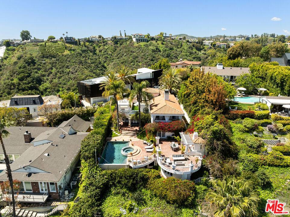 Los Angeles, CA 90077,1100 Stradella Rd