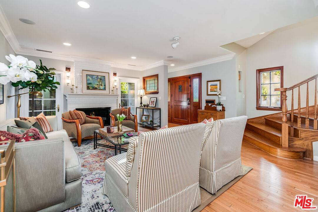Sherman Oaks, CA 91423,4144 Fulton Ave