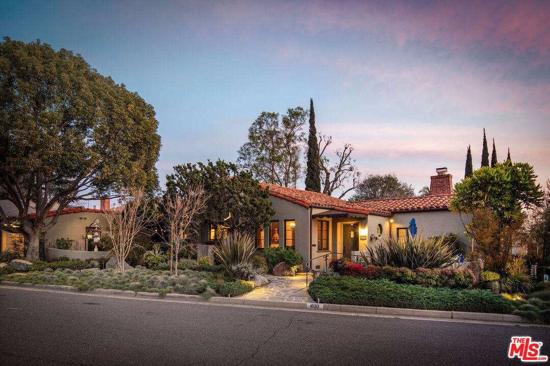 Fullerton, CA 92831,400 Virginia Rd