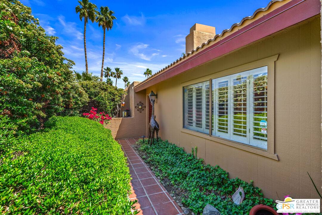 Palm Springs, CA 92262,2271 E Calle Conejara