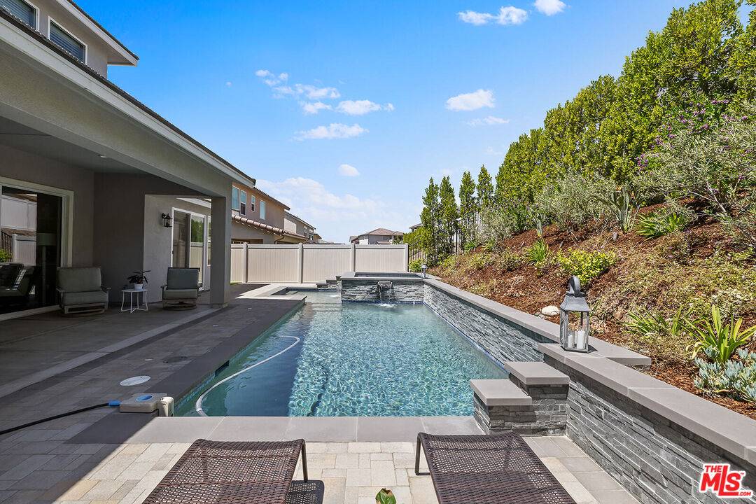 Santa Clarita, CA 91350,18113 Tableau Way