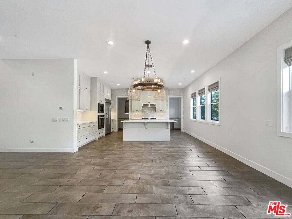 Santa Clarita, CA 91350,19033 Graham Ln