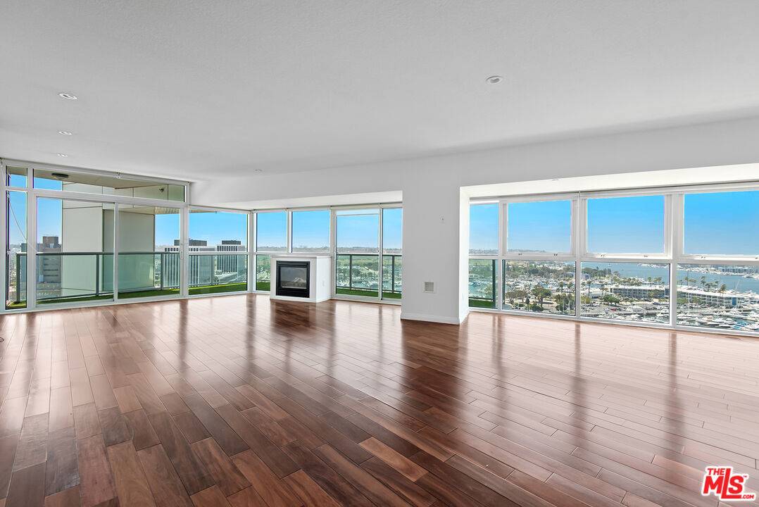 Marina Del Rey, CA 90292,13600 MARINA POINTE DR #1709