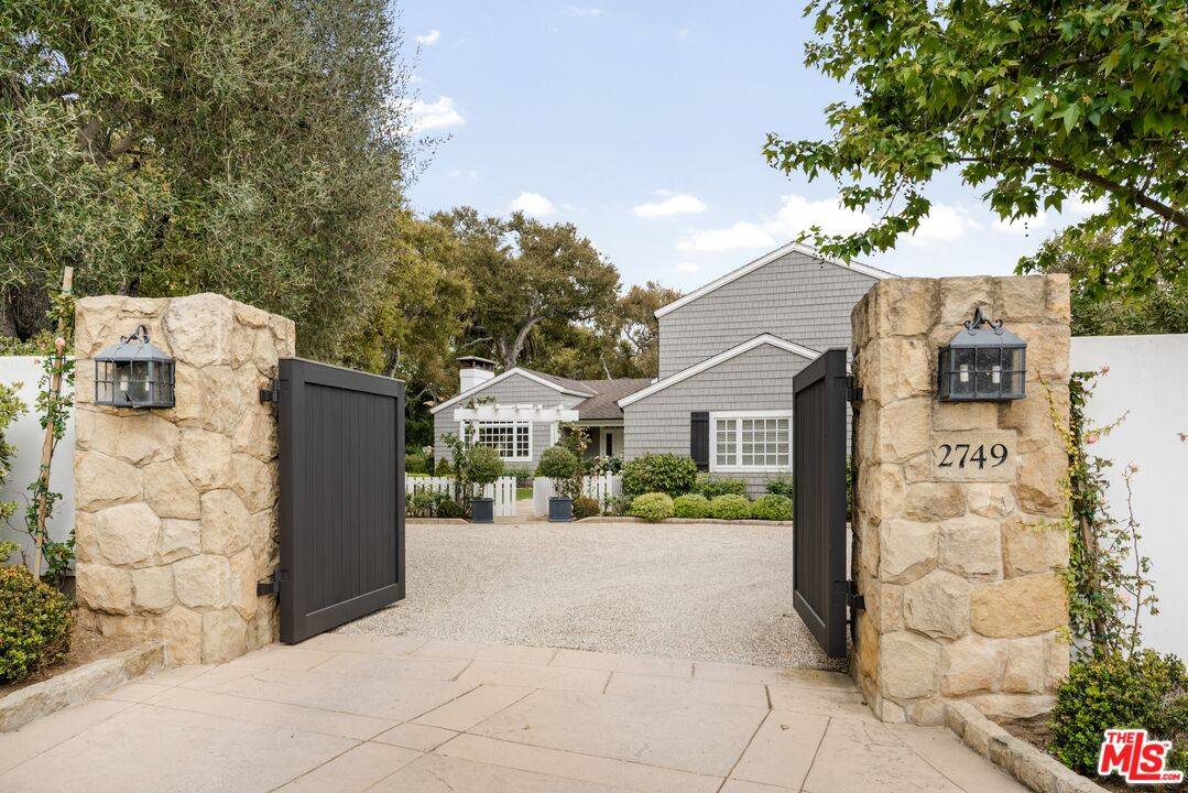 Santa Barbara, CA 93108,2749 Sycamore Canyon Rd