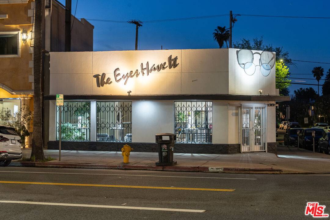 Sherman Oaks, CA 91423,13831 Ventura Blvd