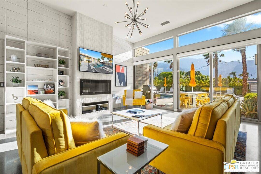 Palm Springs, CA 92262,3006 N Avenida Caballeros
