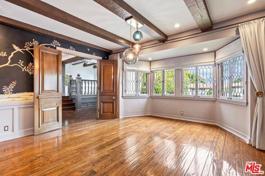 Encino, CA 91436,16754 Ashley Oaks