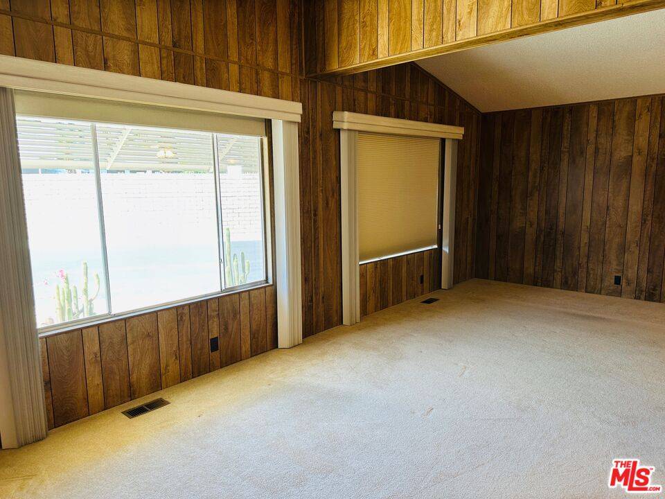 Palm Springs, CA 92264,41 Santa Ana St