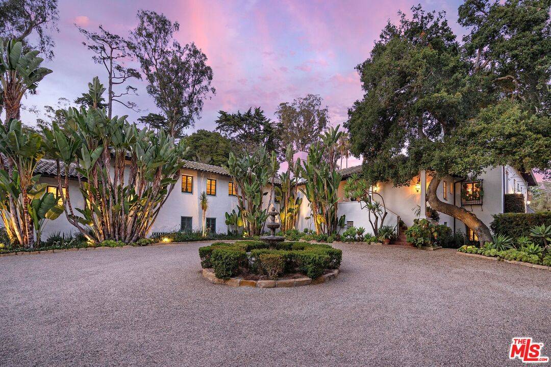 Santa Barbara, CA 93108,2925 Sycamore Canyon Rd