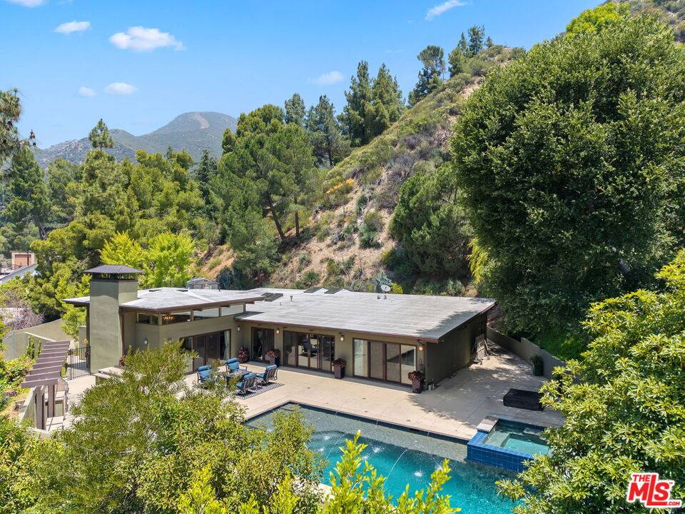 La Canada Flintridge, CA 91011,5812 Ocean View Blvd