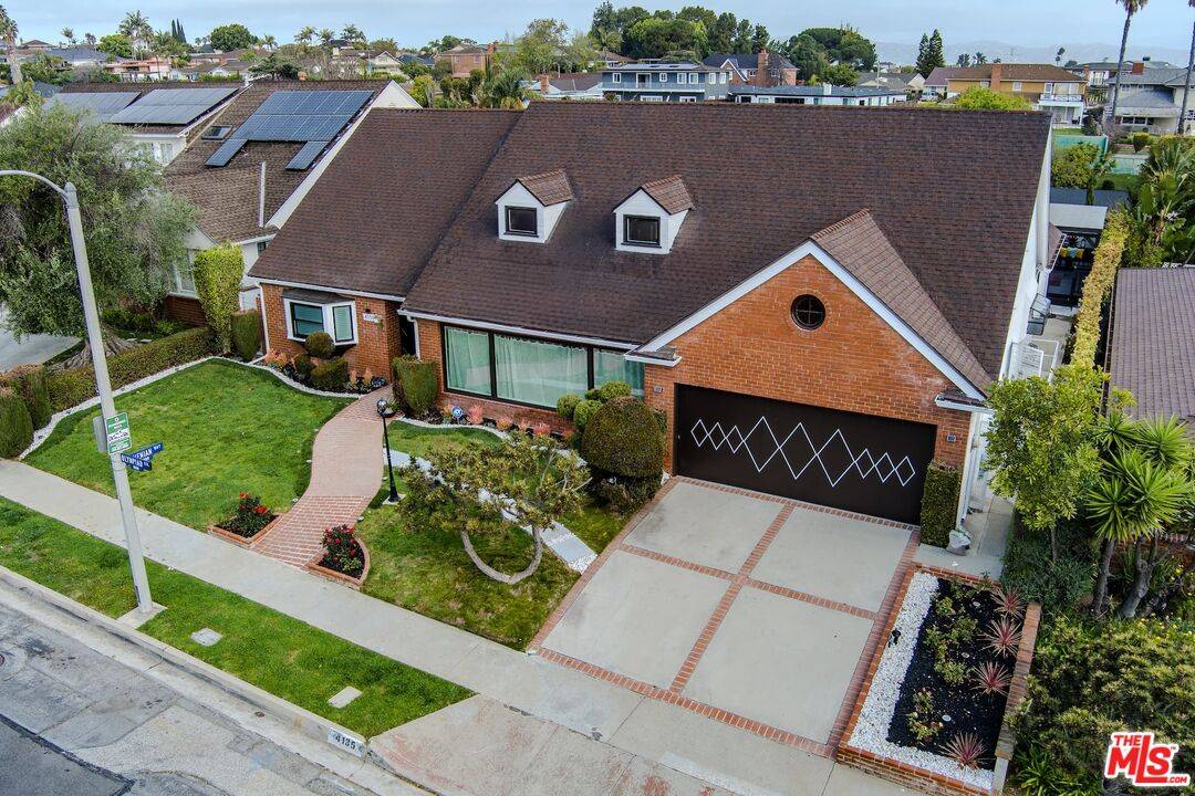 View Park, CA 90043,4135 Olympiad Dr