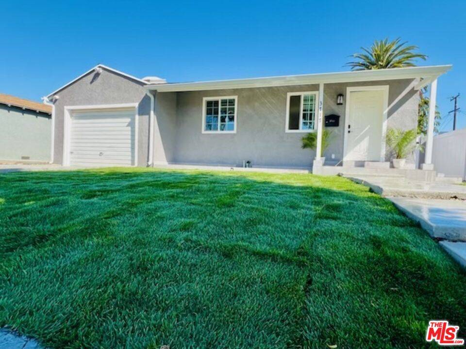 Hawthorne, CA 90250,3717 W 116th St