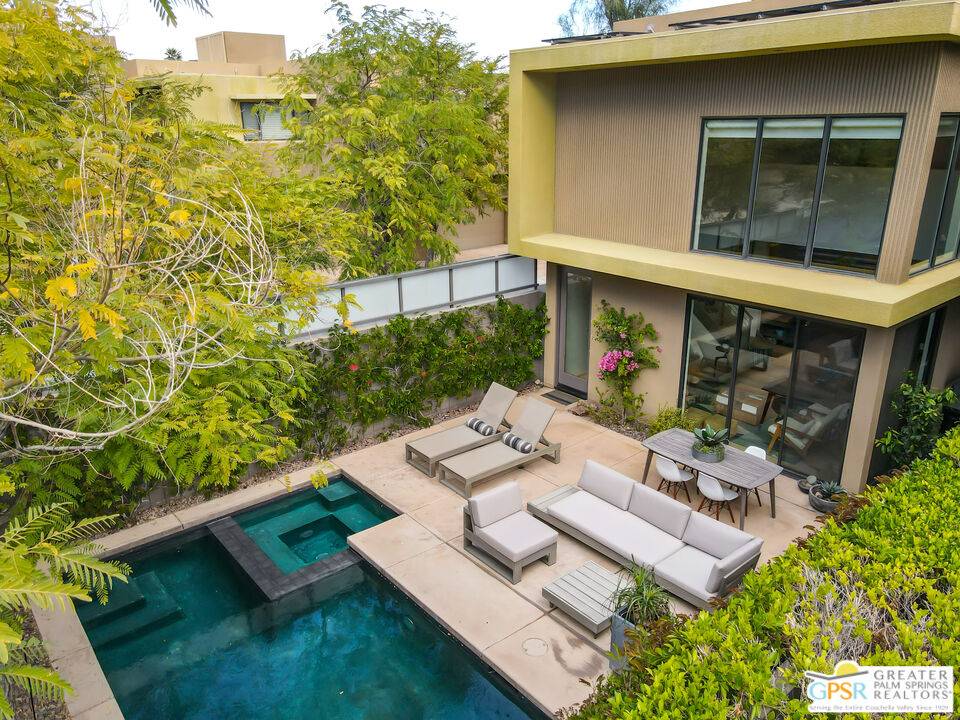 Palm Springs, CA 92262,2563 Cheryl Ln