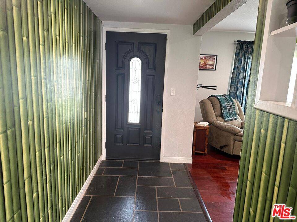 North Hills, CA 91343,9419 Haskell Ave