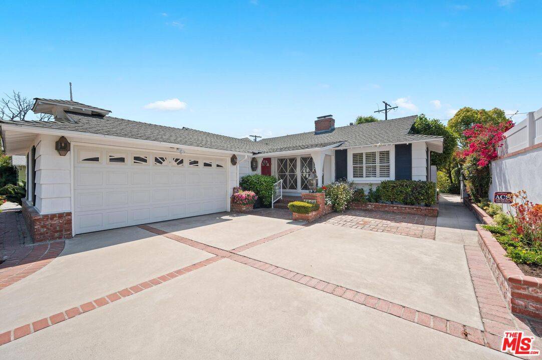 Sherman Oaks, CA 91423,4911 Ethel Ave