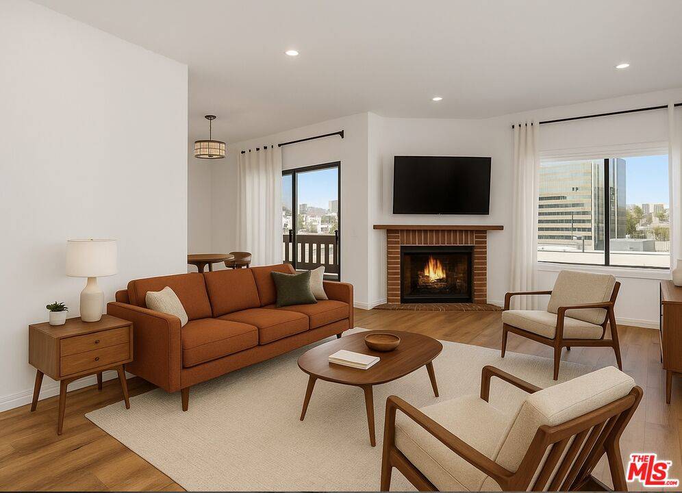 North Hollywood, CA 91602,10945 Hortense St #202