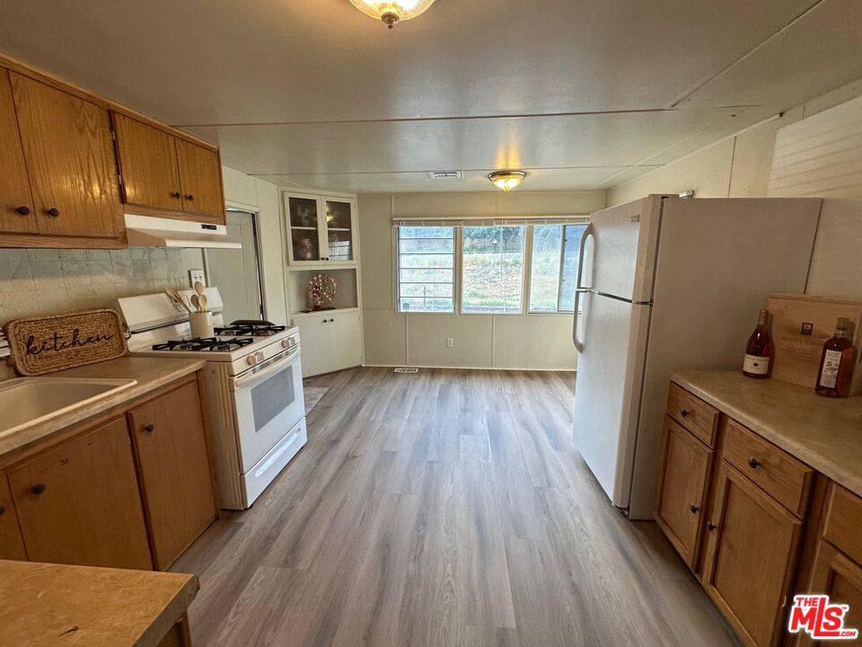 San Dimas, CA 91773,801 W Covina Blvd #175