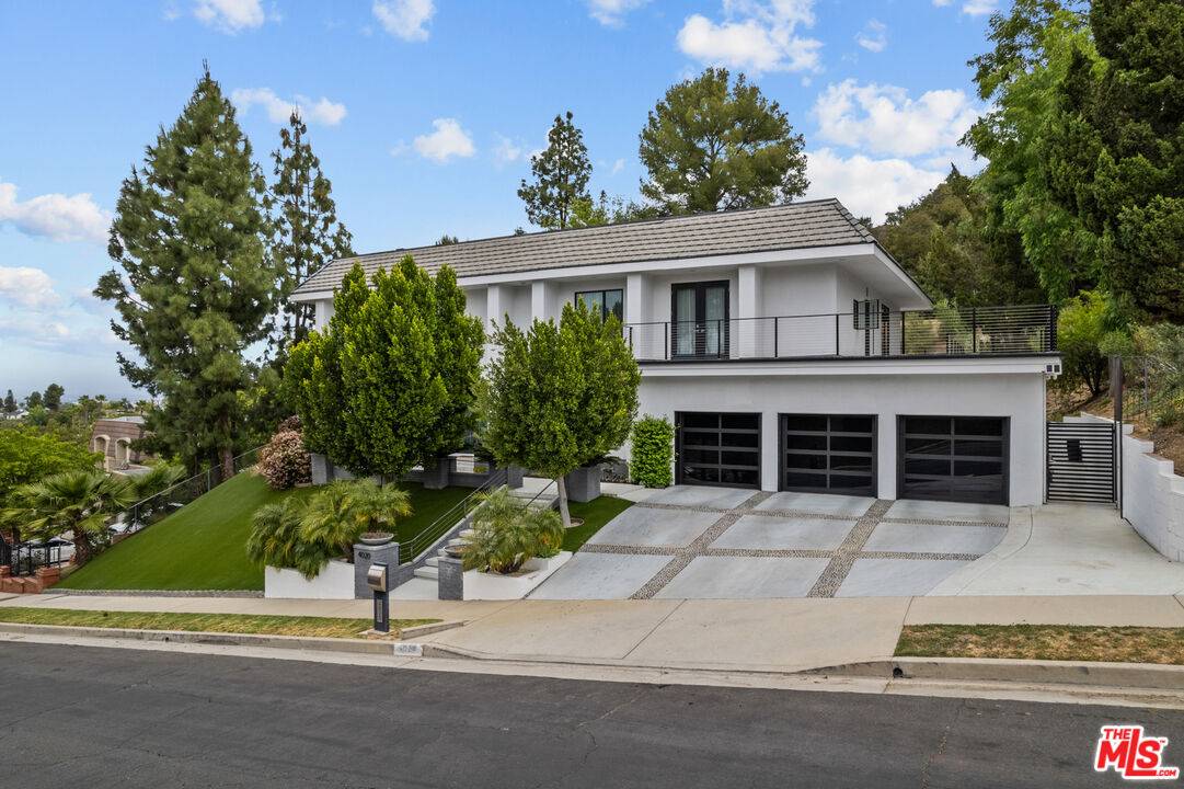 Encino, CA 91316,4020 Alonzo Ave