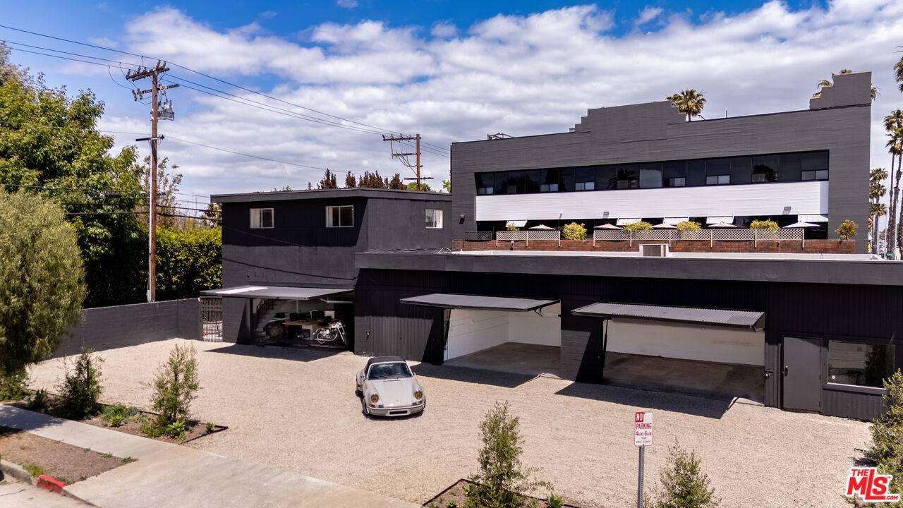 Los Angeles, CA 90066,13123 W Washington Blvd