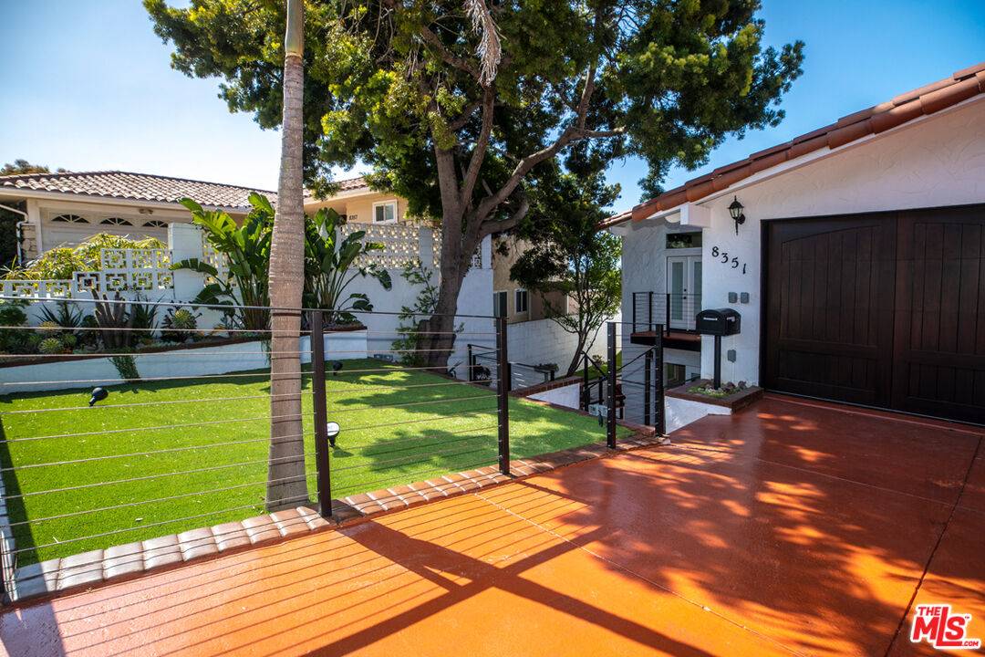Playa Del Rey, CA 90293,8351 Zitola Ter