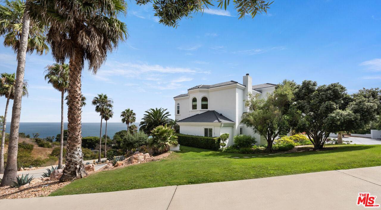 Malibu, CA 90265,32537 Pacific Coast Hwy
