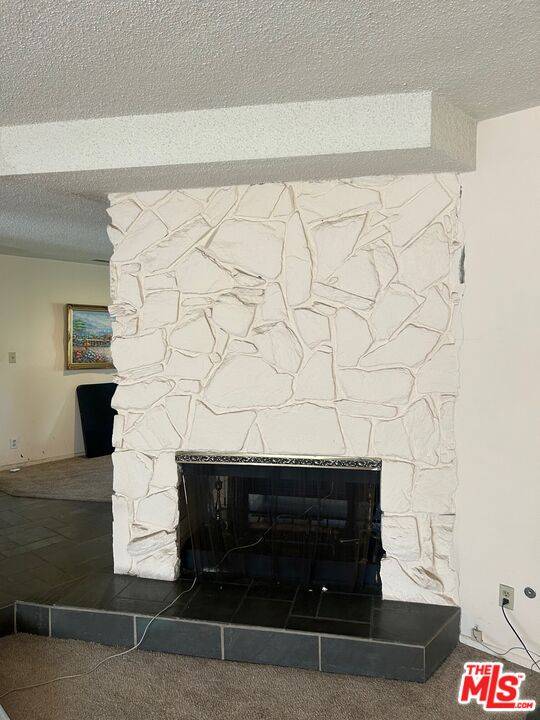 Encino, CA 91436,15609 Huston St